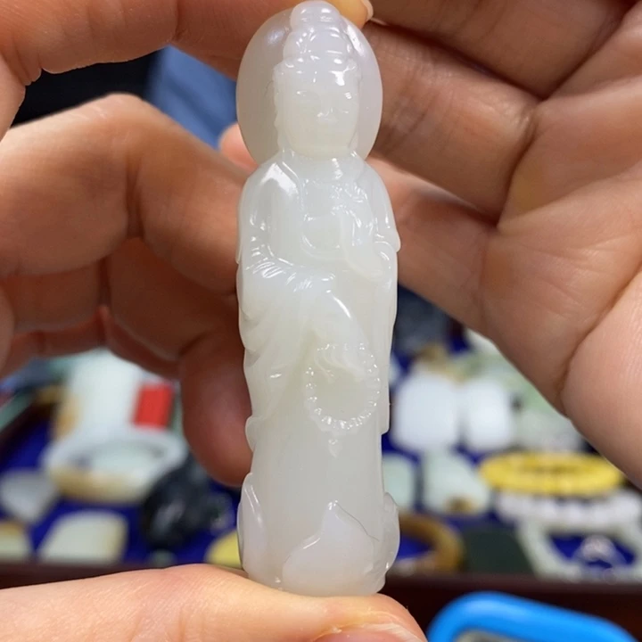 醉****和田玉未镶嵌颈饰