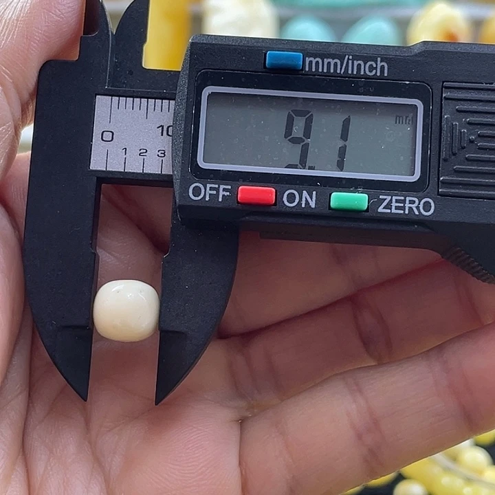 未镶嵌蜜蜡裸石61杂