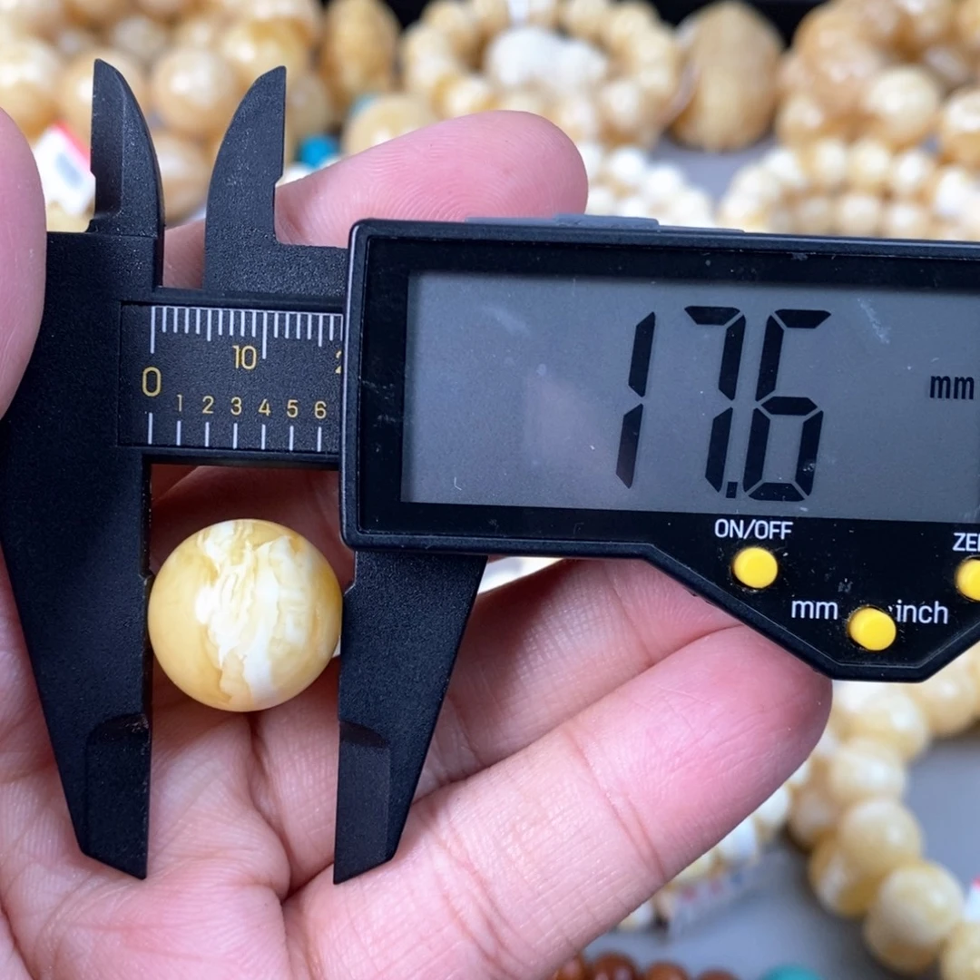 蜜蜡未镶嵌珠宝奇石3g轻微一点花粉