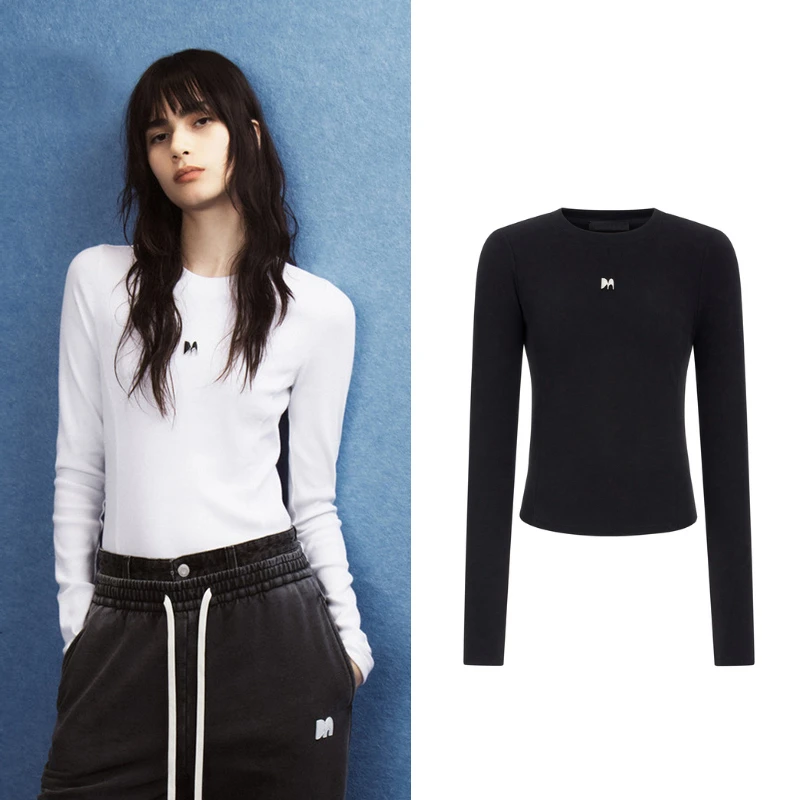 8912【M】（雪莉专属）2025新品章仔弧形下摆修身长袖正肩T恤百搭女