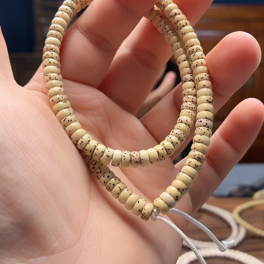 A***爷星月菩提吊坠63药片 大手持一物一图 102号