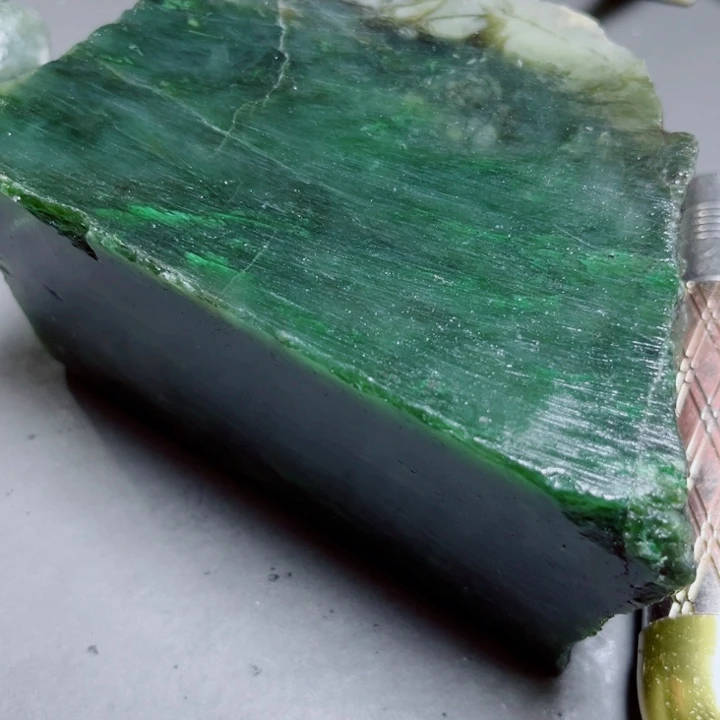 和田玉未镶嵌珠宝奇石