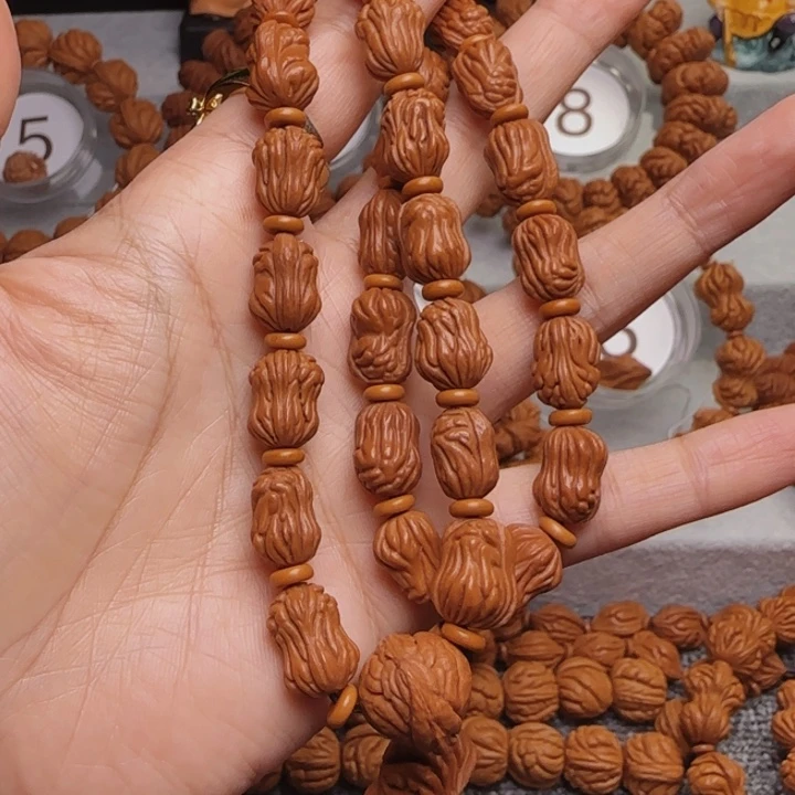 夏***记手串桃核花生手持