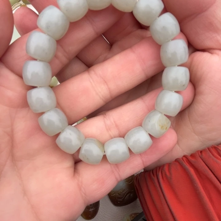 和田玉未镶嵌车挂