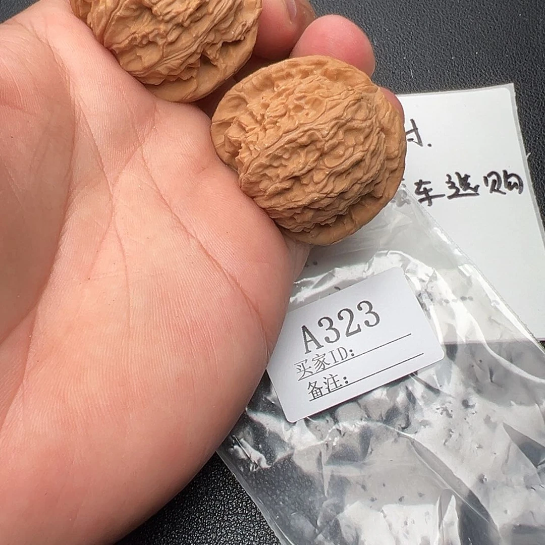 核桃手串/手链A323白狮子42尺水尖