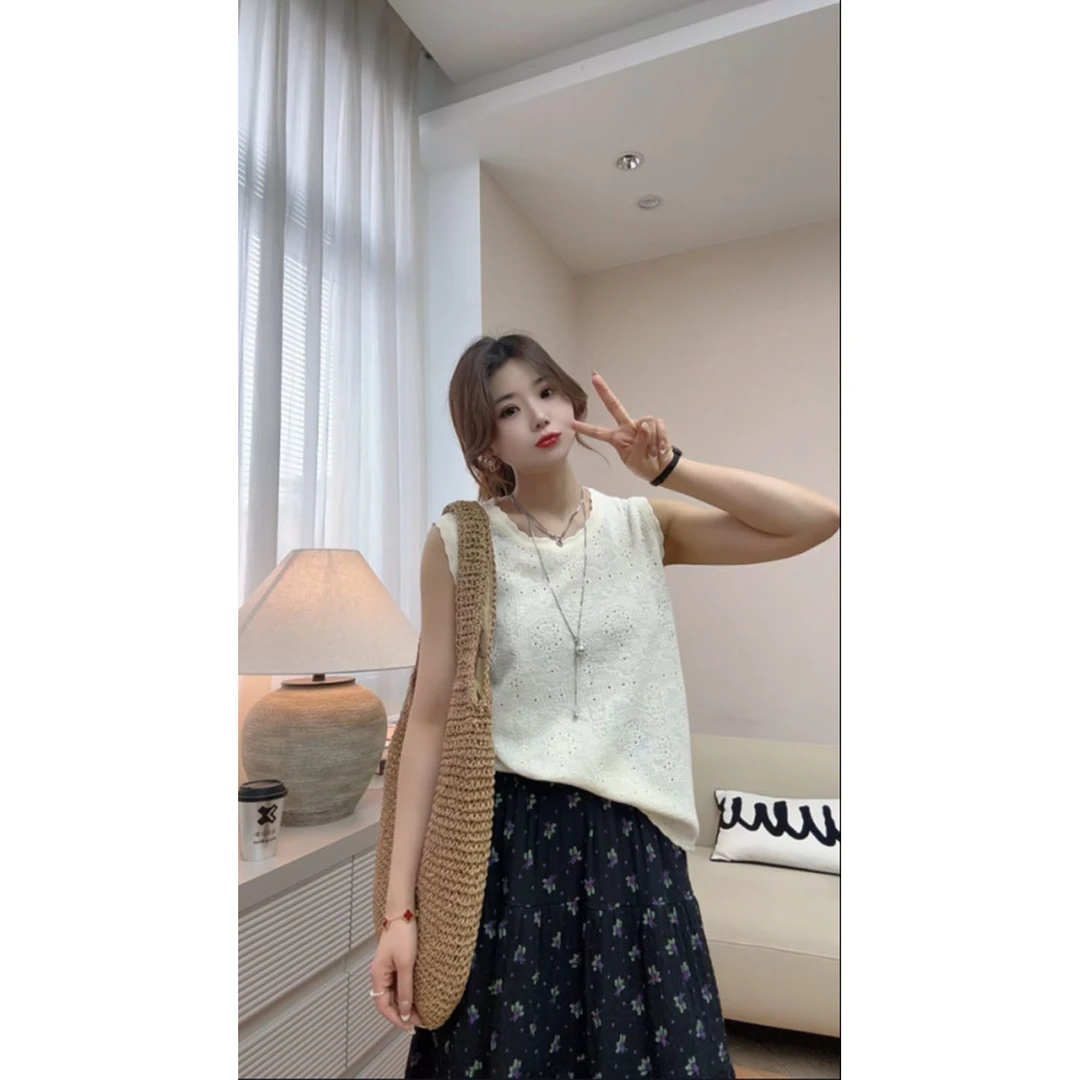 【西西里岛】梨形法式复古花边圆领无袖针织衫背心女夏季新款薄上衣