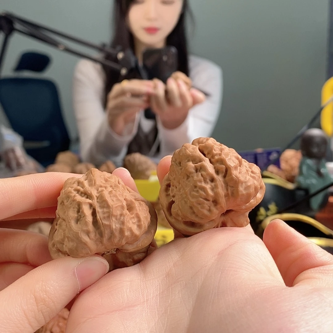 吊坠文玩核桃斯***王蛤蟆头