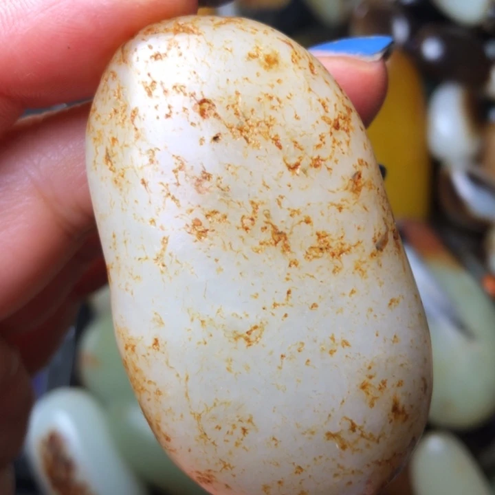 和田玉未镶嵌珠宝奇石