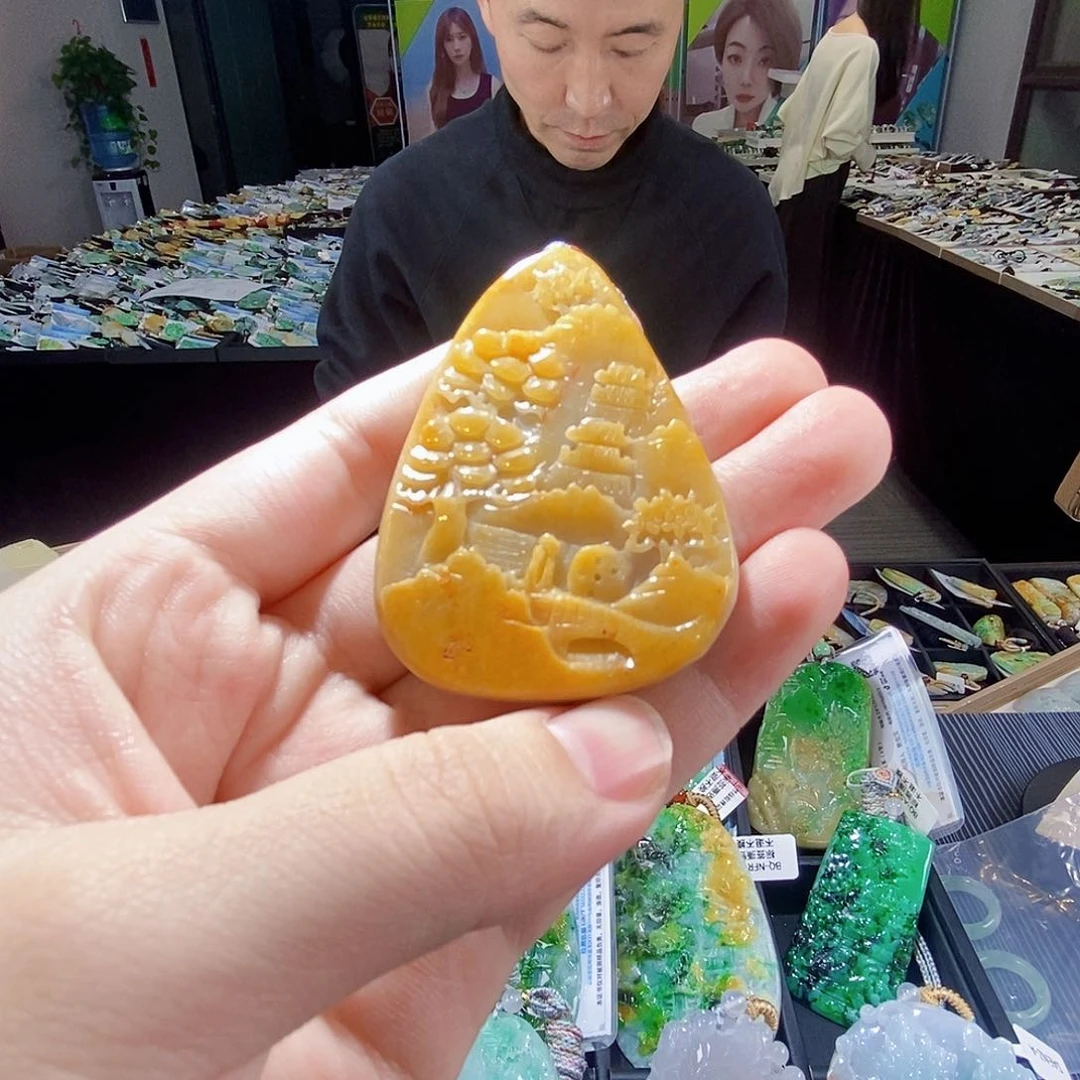 颈饰未镶嵌翡翠翡翠
