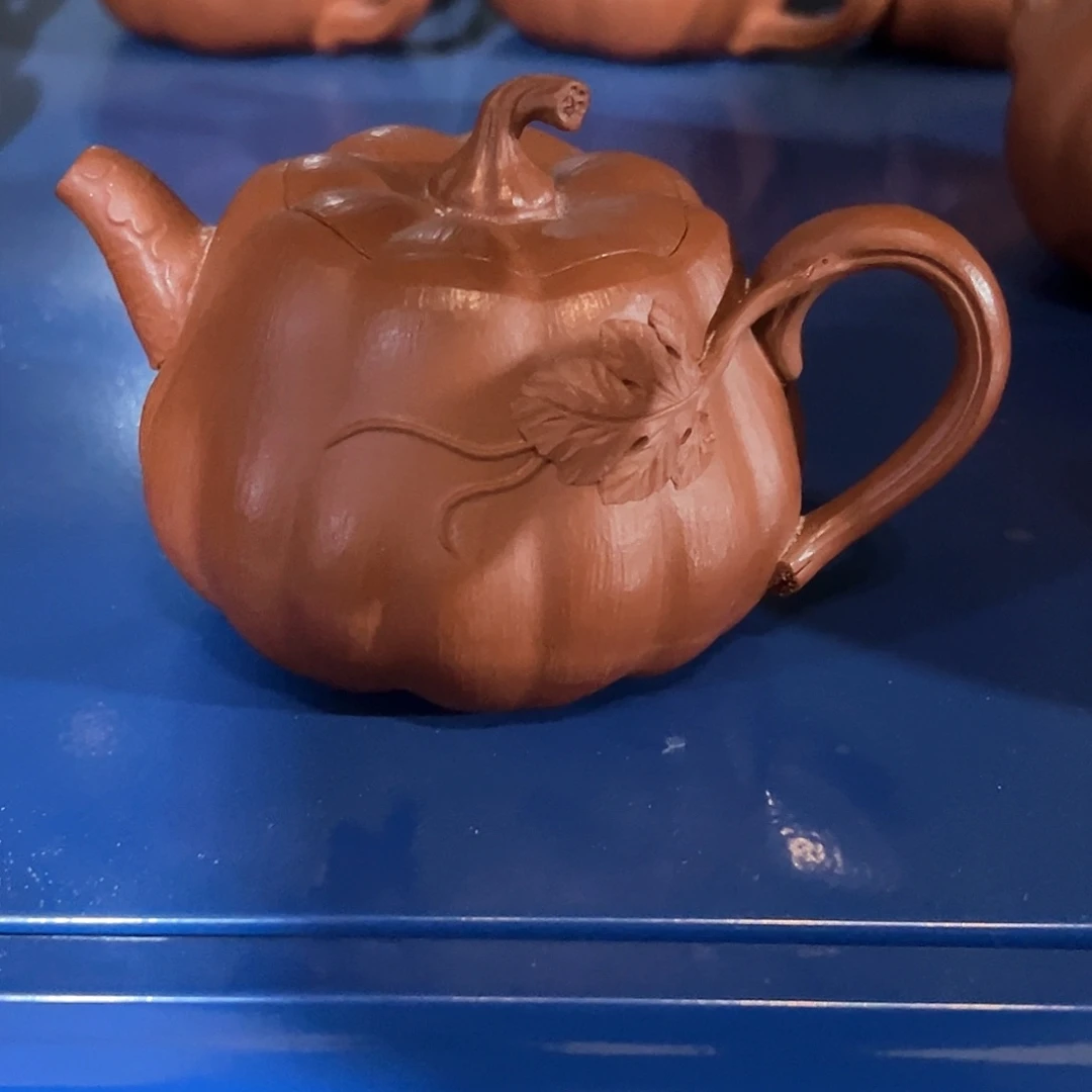 紫砂茶壶壶**涂紫砂的味道很