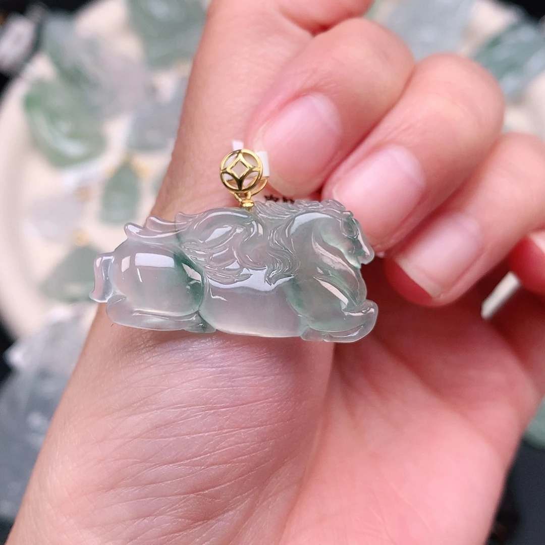 翡翠18K金镶嵌颈饰飘花唐马17、34、4