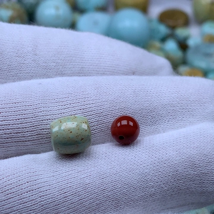 南红玛瑙未镶嵌珠宝奇石