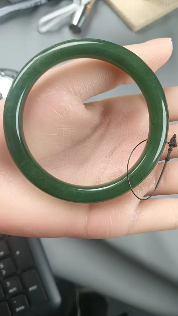 和田玉碧玉手镯53mm