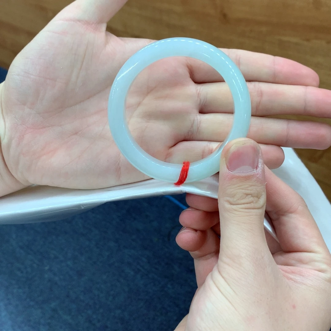 翡翠手镯未镶嵌买断