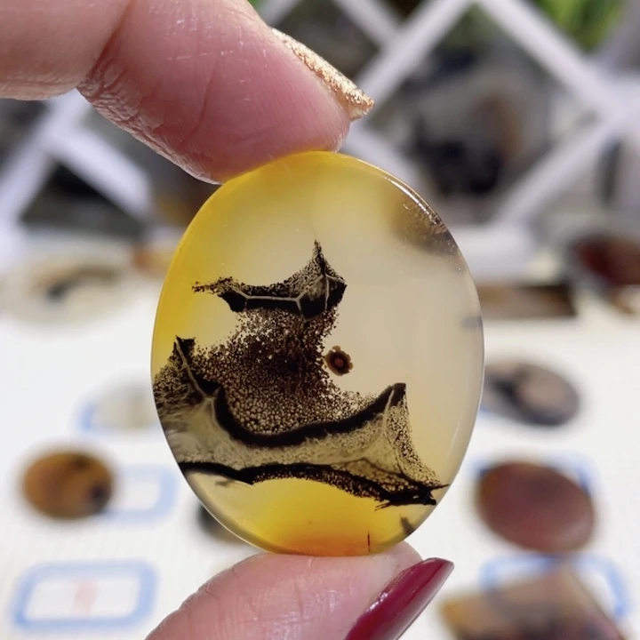 玛瑙/玉髓颈饰未镶嵌