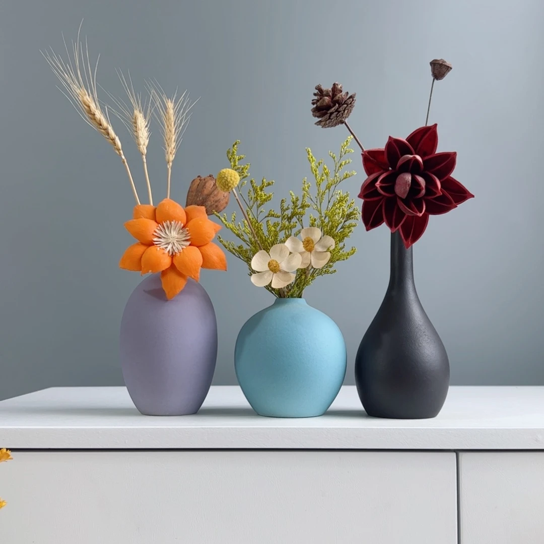 摆件陶瓷小花瓶摆件含花总高约20-30cm