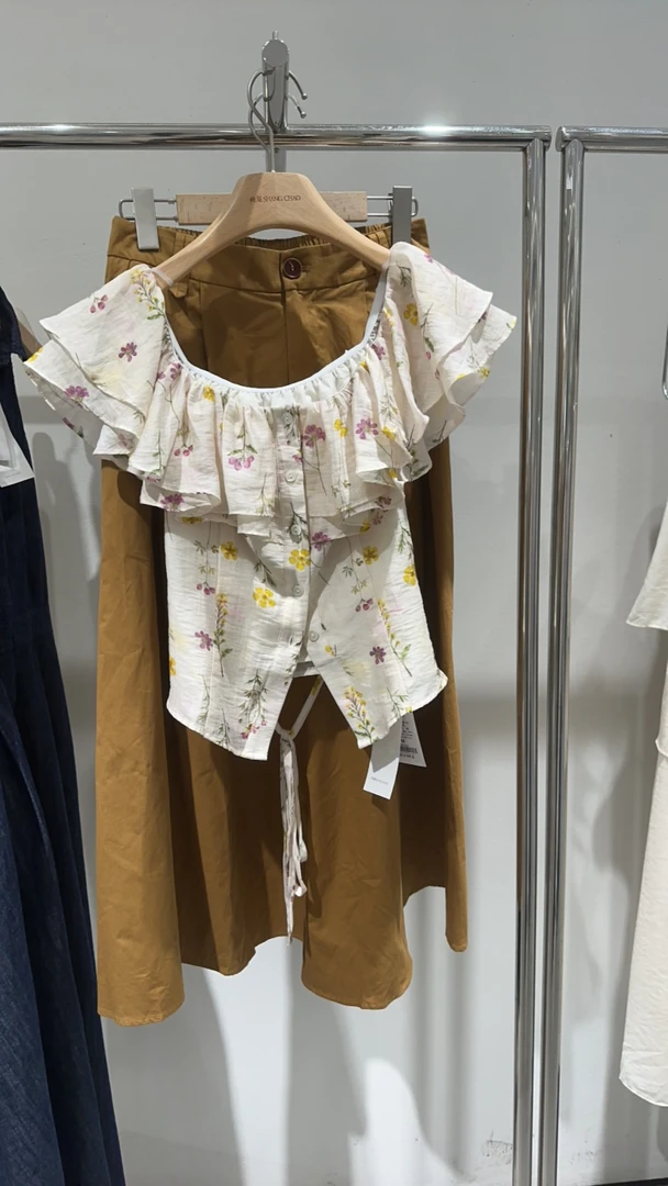 卡其色半身裙子松紧腰显瘦百搭