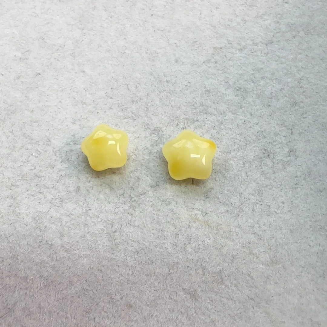 未镶嵌颈饰琥珀琥珀