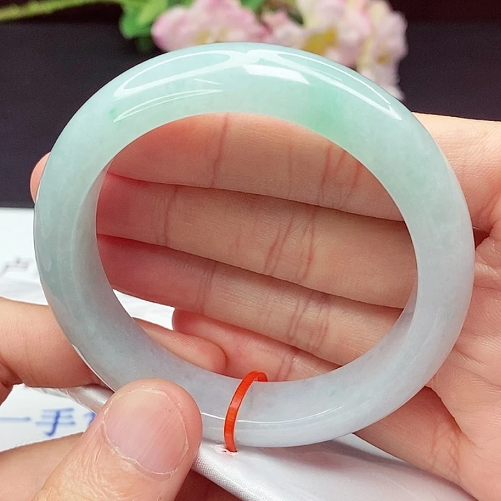 翡翠手镯未镶嵌57.8圈