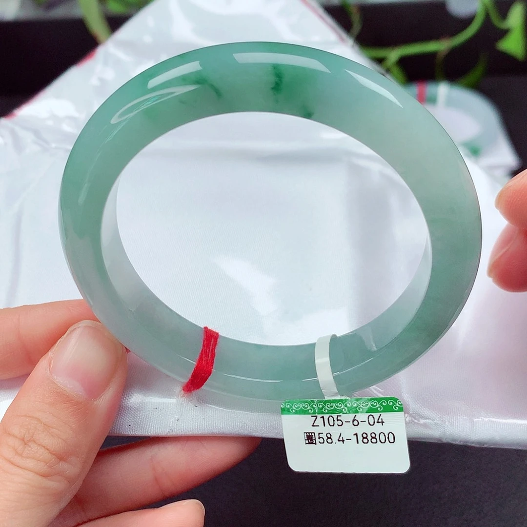 翡翠未镶嵌手镯缅甸天然翡翠手镯