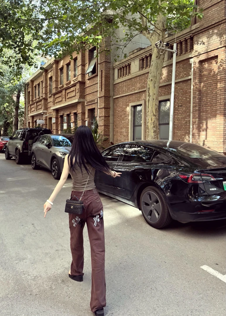 高腰直筒豹纹拼皮刺绣咖啡色女款宽松阔腿牛仔裤c.h