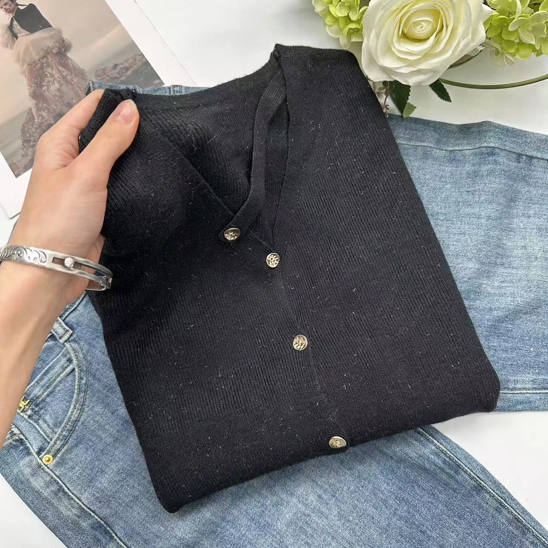 飞飞家 早春港风设计感小心机开衫针织衫Y6144黑