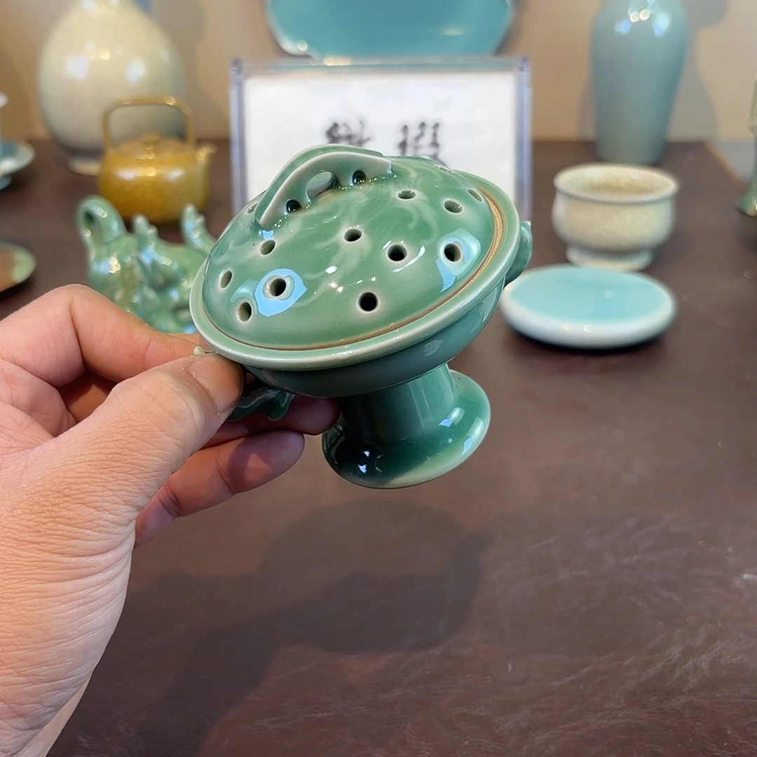 瓷片龙泉青瓷福利青瓷