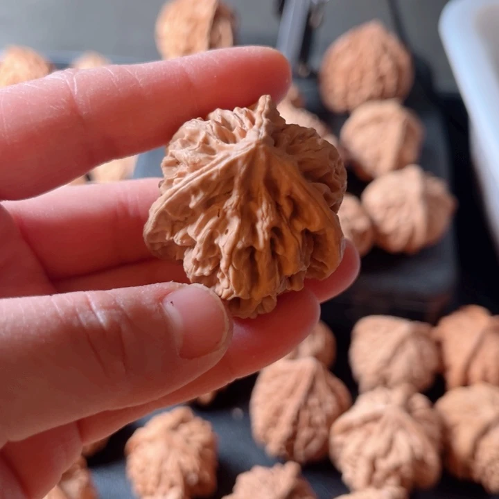 大***饼吊坠文玩核桃文玩