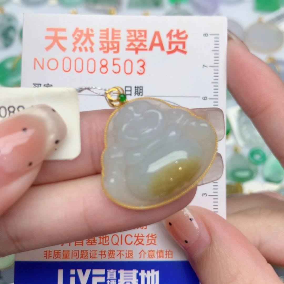 翡翠18K金镶嵌颈饰佛公