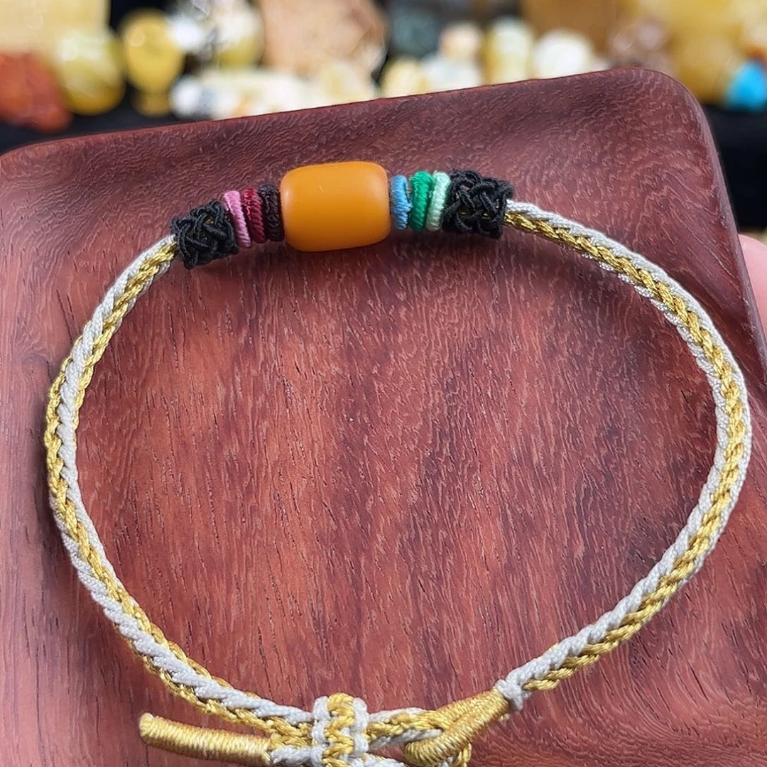 蜜蜡未镶嵌珠宝奇石