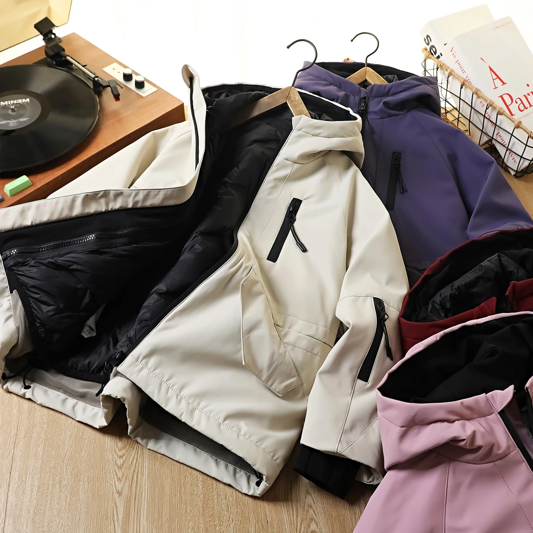 儿童加绒冲锋衣三合一羽绒服2025冬季户外三防上衣中大童保暖外套