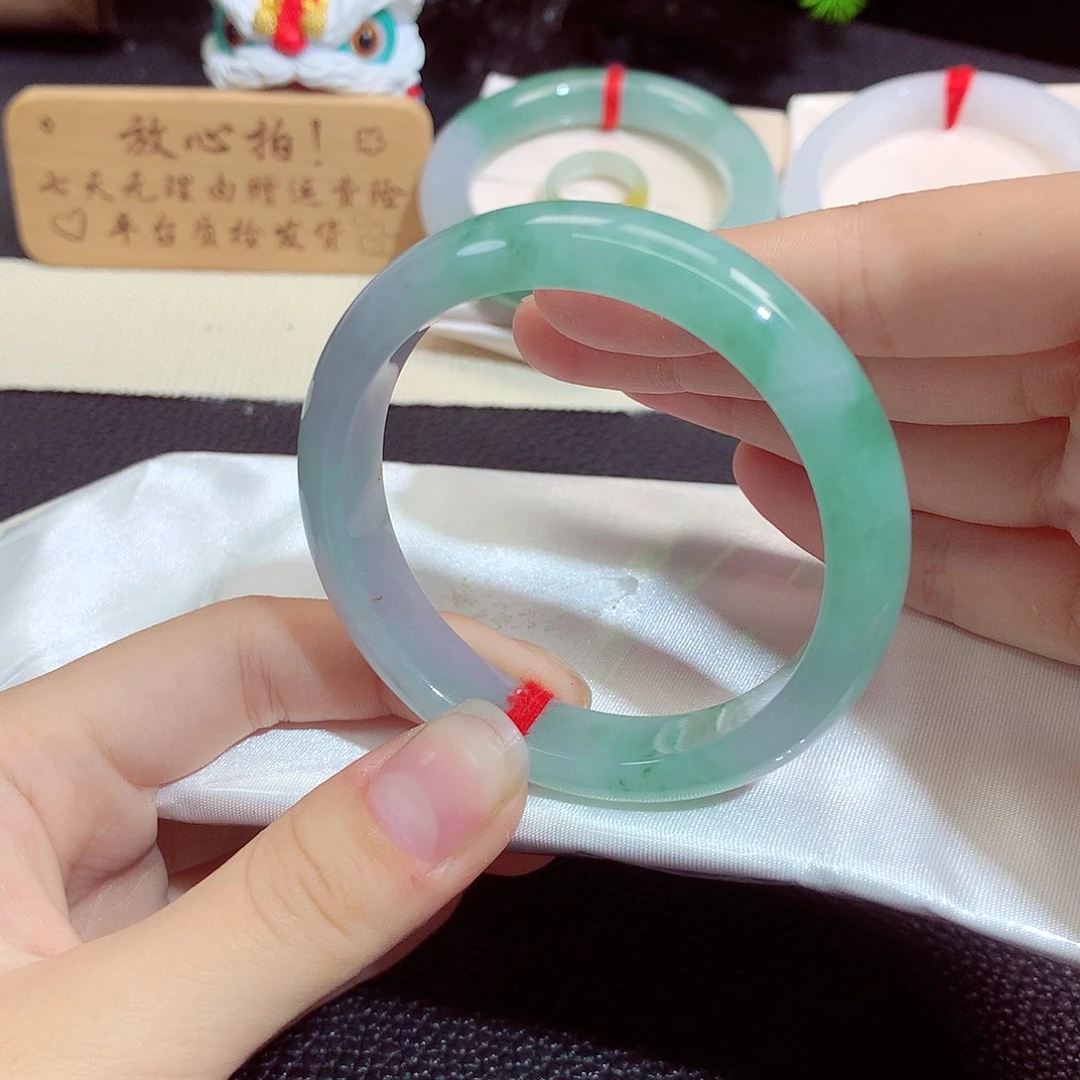 翡翠未镶嵌手镯433