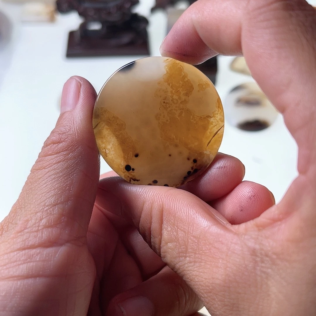 【闪购商品】玛瑙/玉髓未镶嵌珠宝半成品