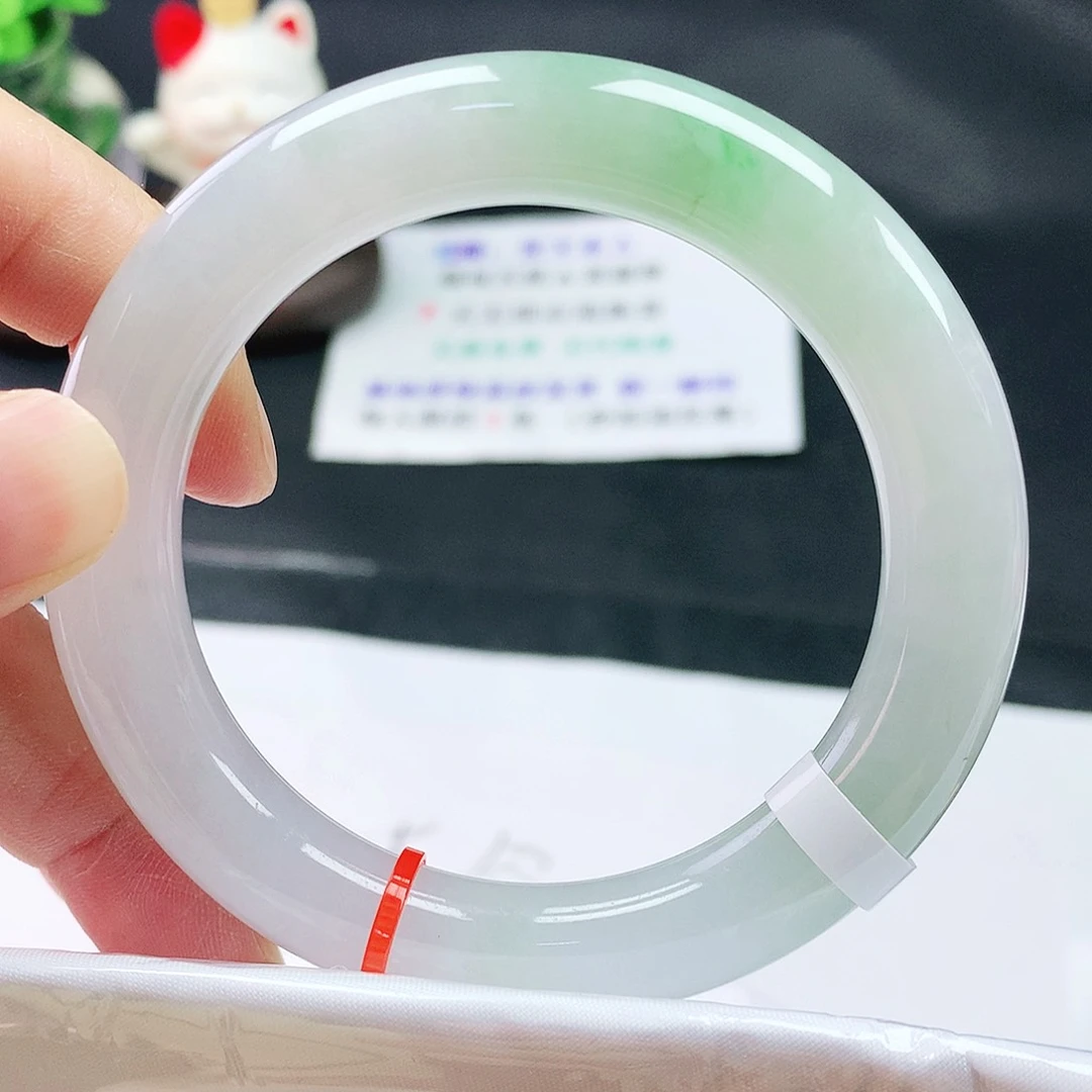 翡翠手镯未镶嵌54胖