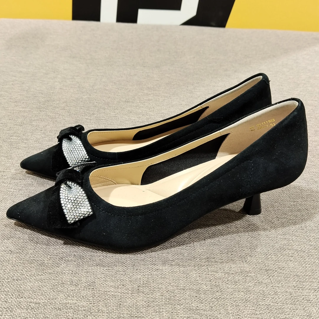 星期六工厂店水钻方扣装饰百搭通勤小单鞋渔夫鞋