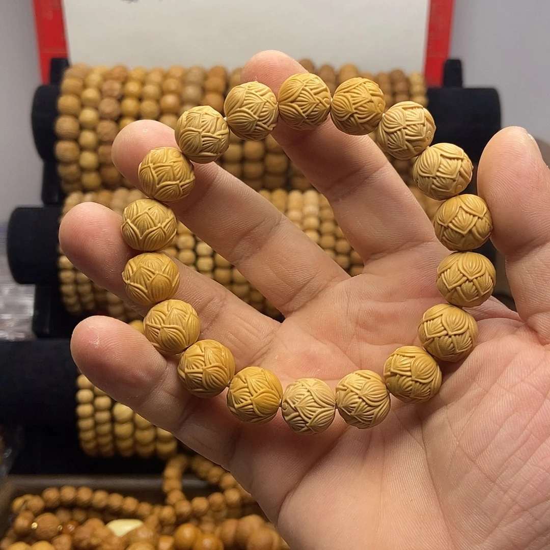 盐***仔手串猴头核桃猴头手串，莲花一条