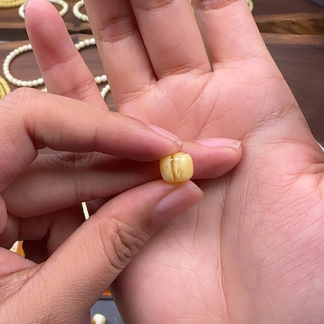 琥珀未镶嵌珠宝奇石8.0