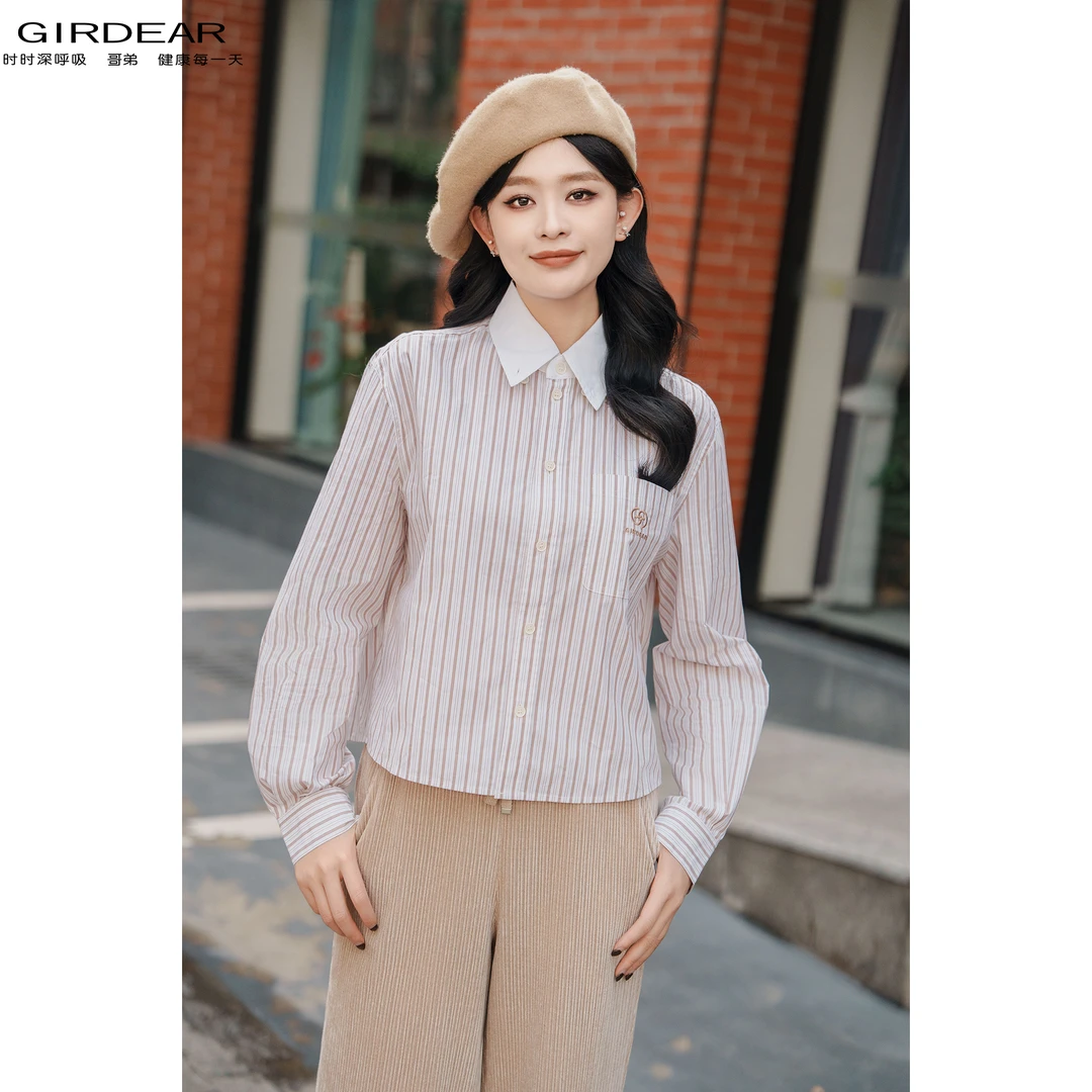 GIRDEAR/哥弟新款时尚百搭学院风设计感拼接条纹短款衬衫 1300869