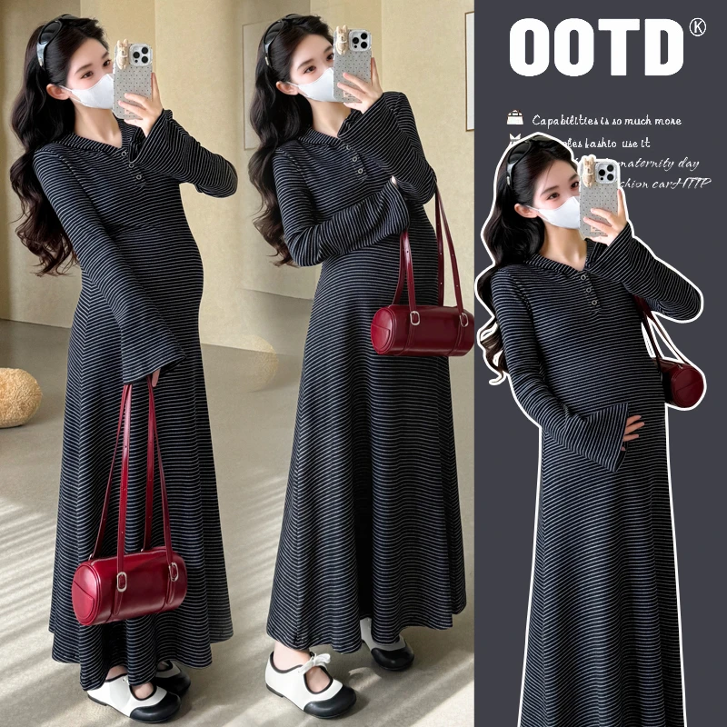 孕妇装条纹显瘦针织连衣裙2025秋冬新款设计感a字裙打底孕妇长裙