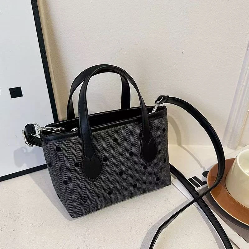 【彤彤】高级感新款百搭时尚小众款包包