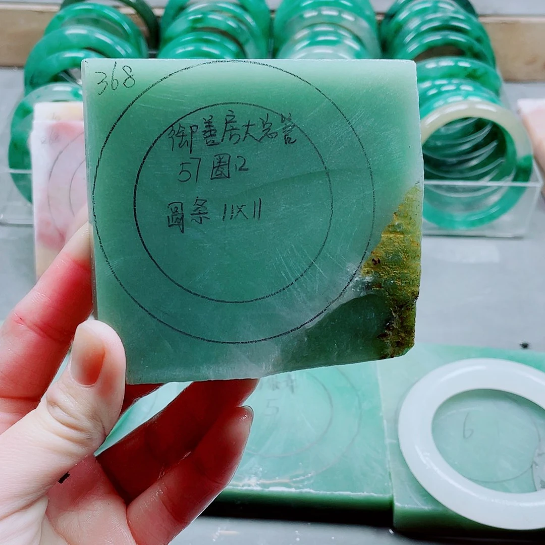 石英质玉手镯未镶嵌?****⁷定制