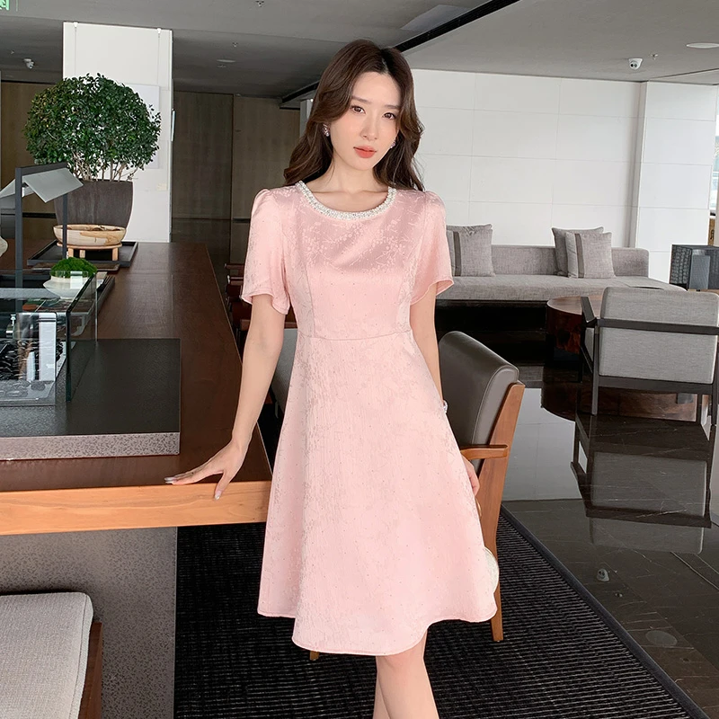 奢姿大码女装2025夏季时尚气质钉珠提花连衣裙胖妹妹圆领时尚裙子