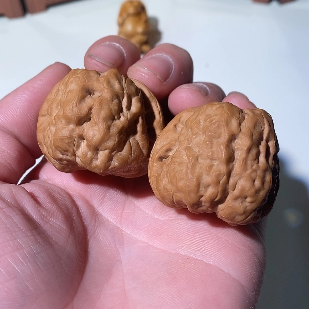 X***精品文玩核桃蛤蟆头