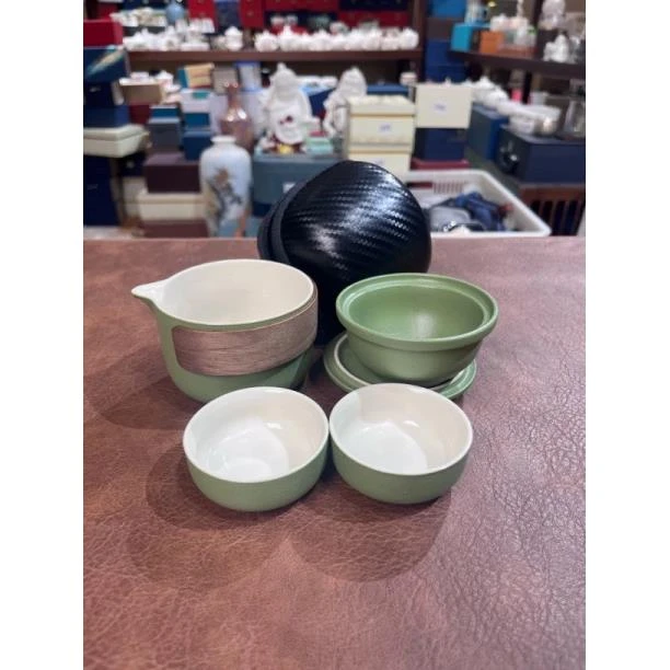 280路宝牛油果绿一壶二杯旅行茶具
