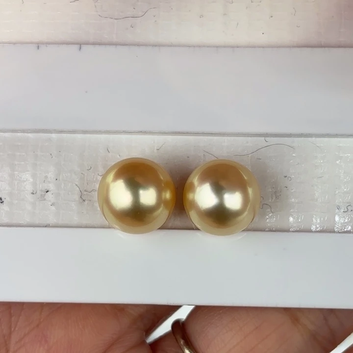 定制海水珍珠未镶嵌裸珠10-11mm金珠两颗