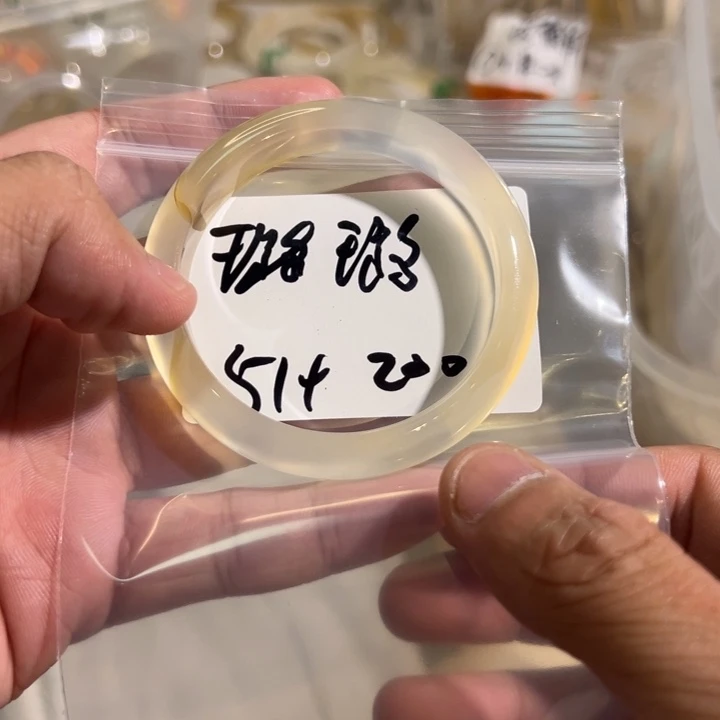 璐***璐玛瑙/玉髓未镶嵌手镯2单发一根