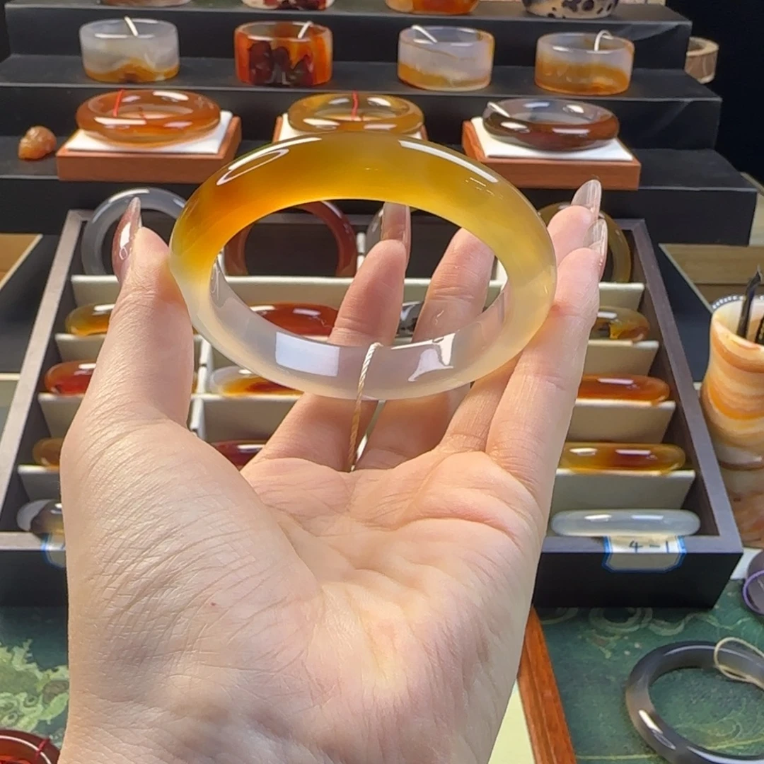 玛瑙/玉髓未镶嵌手镯不退货