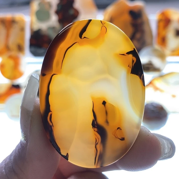 玛瑙/玉髓颈饰未镶嵌