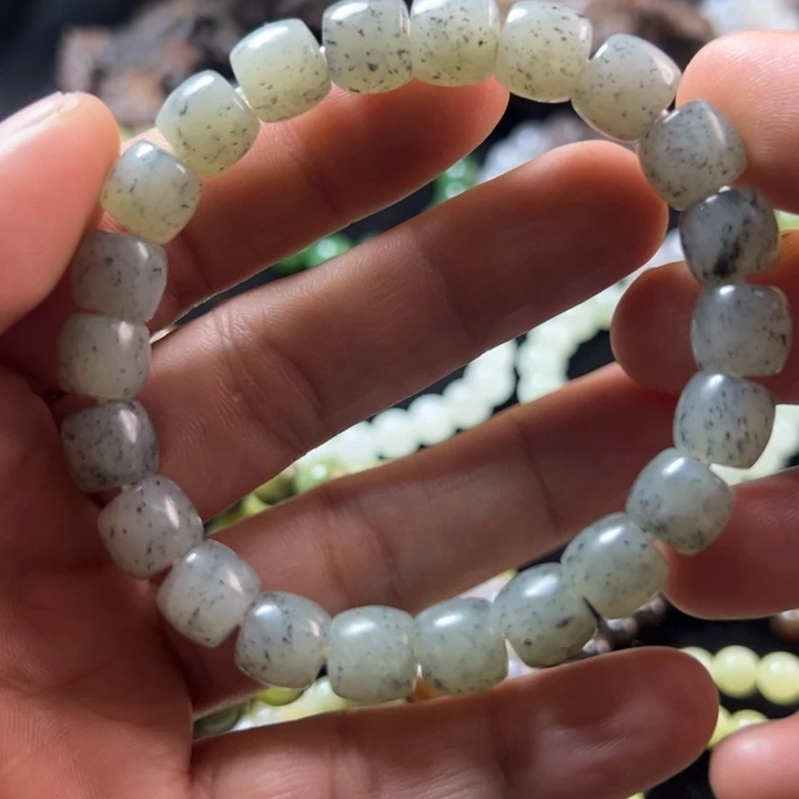 和田玉（糖玉）未镶嵌手链