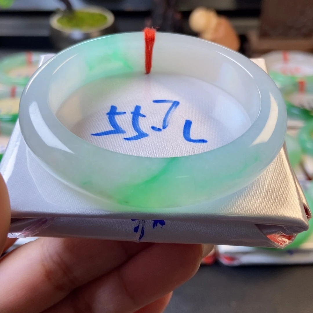 翡翠未镶嵌手镯36冰飘翠绿